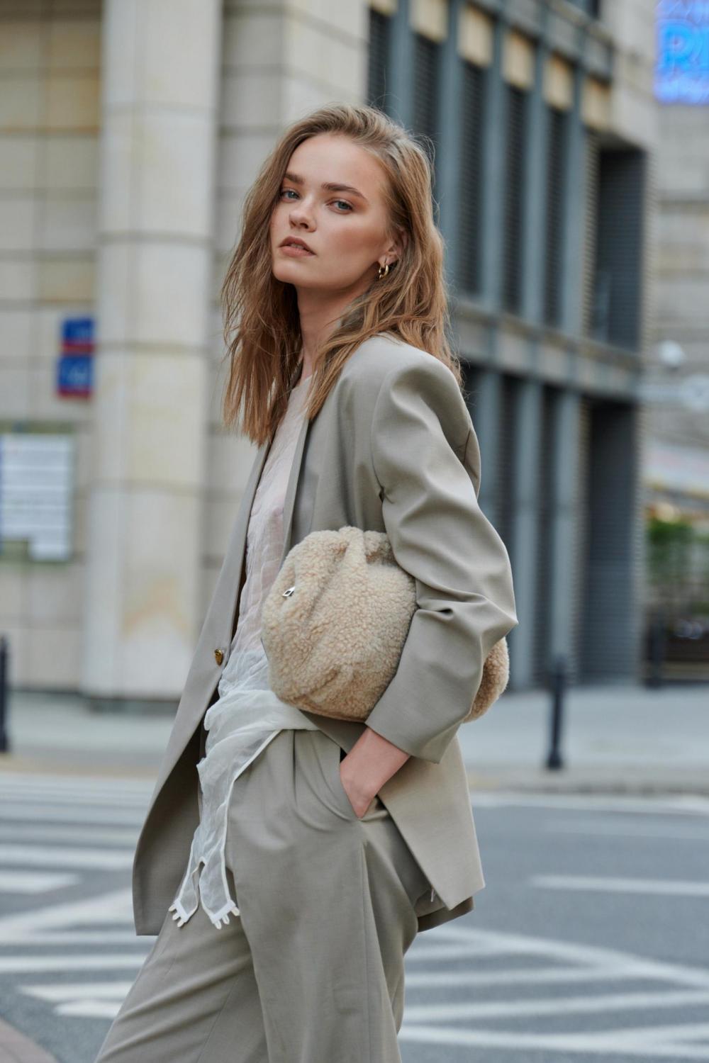 Liza Jezhora image