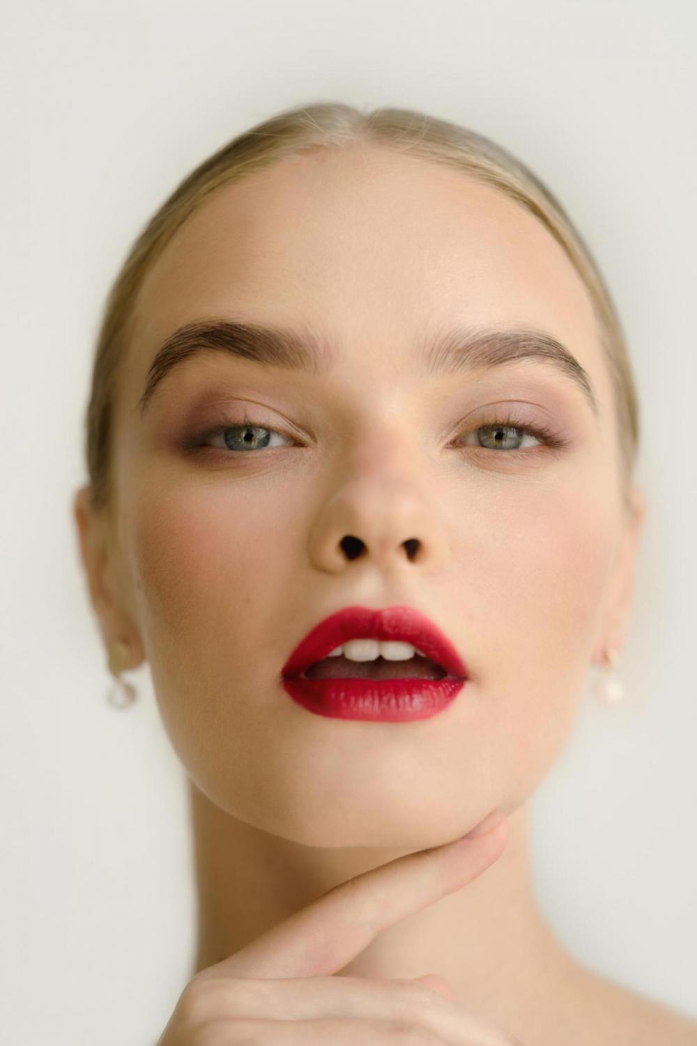Liza Jezhora image