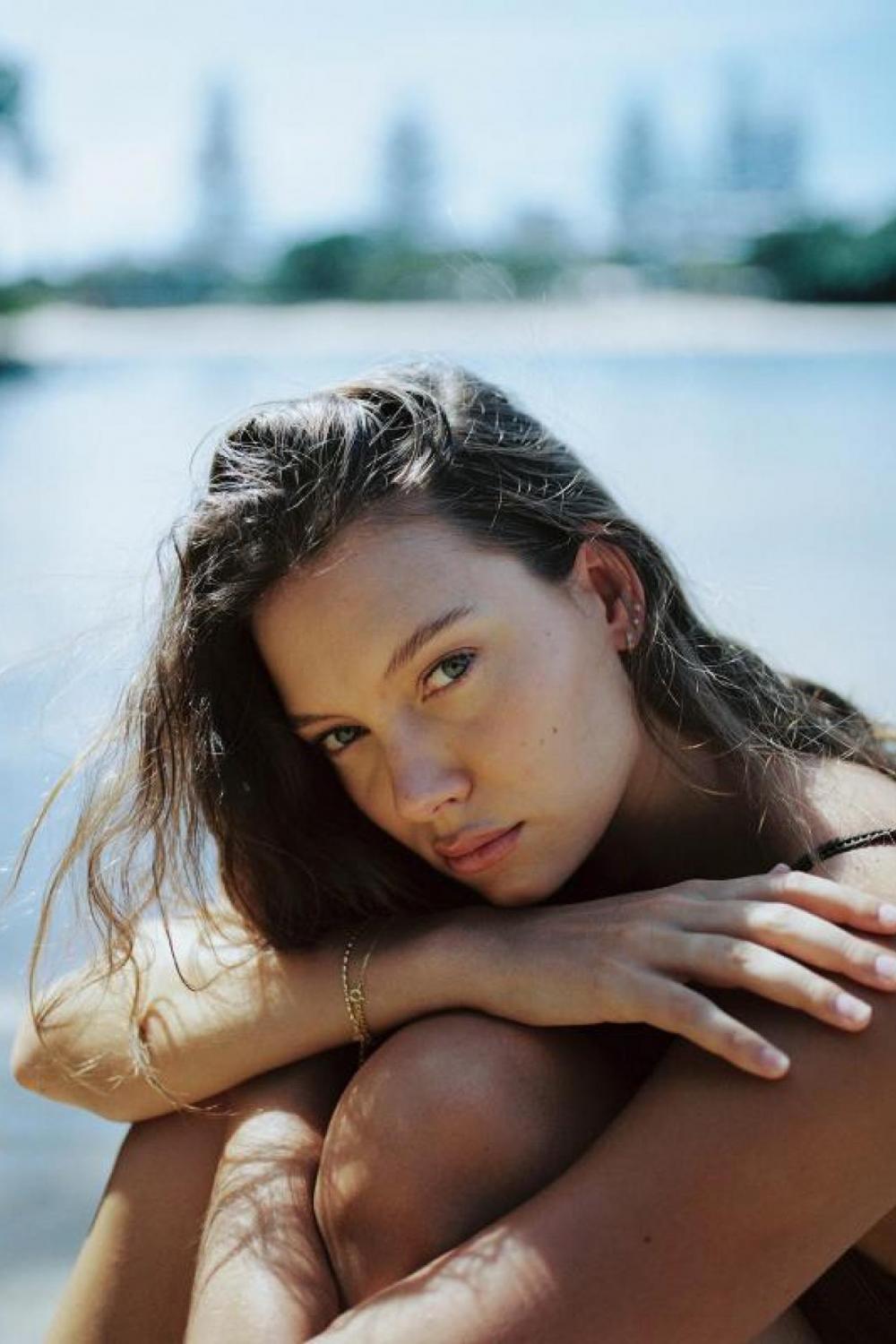 Ellie Brinkman image