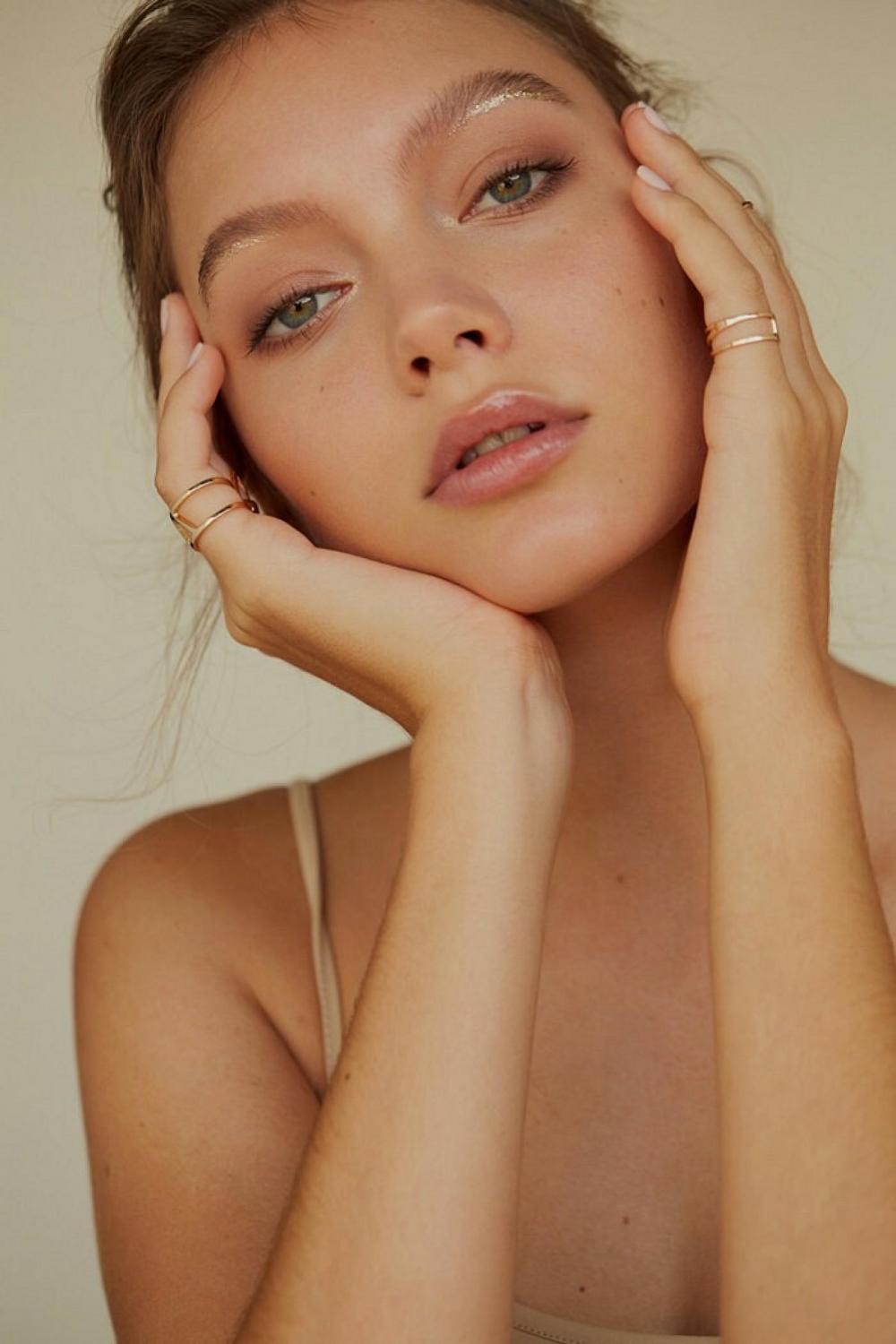 Ellie Brinkman image