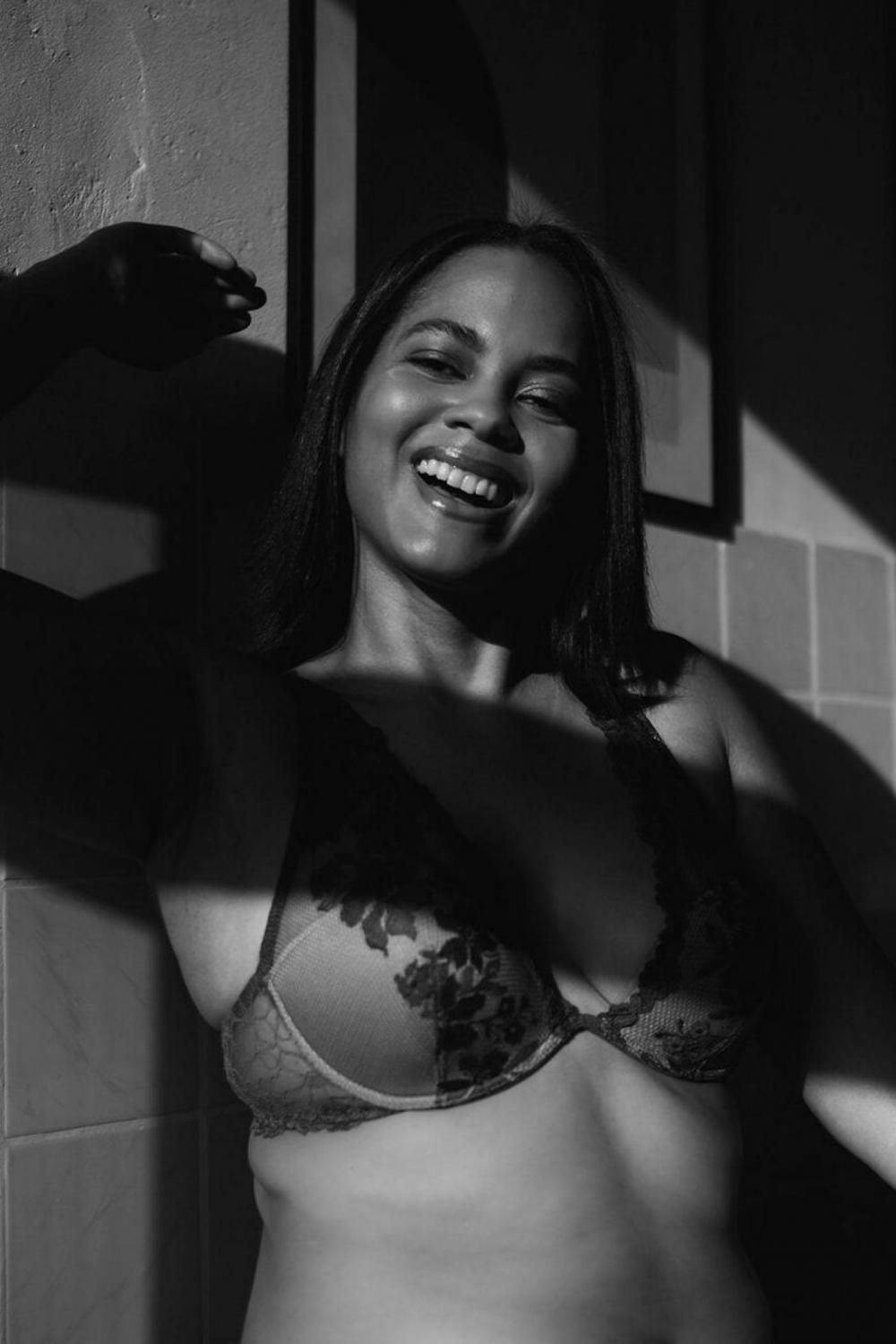 Angela Elani image