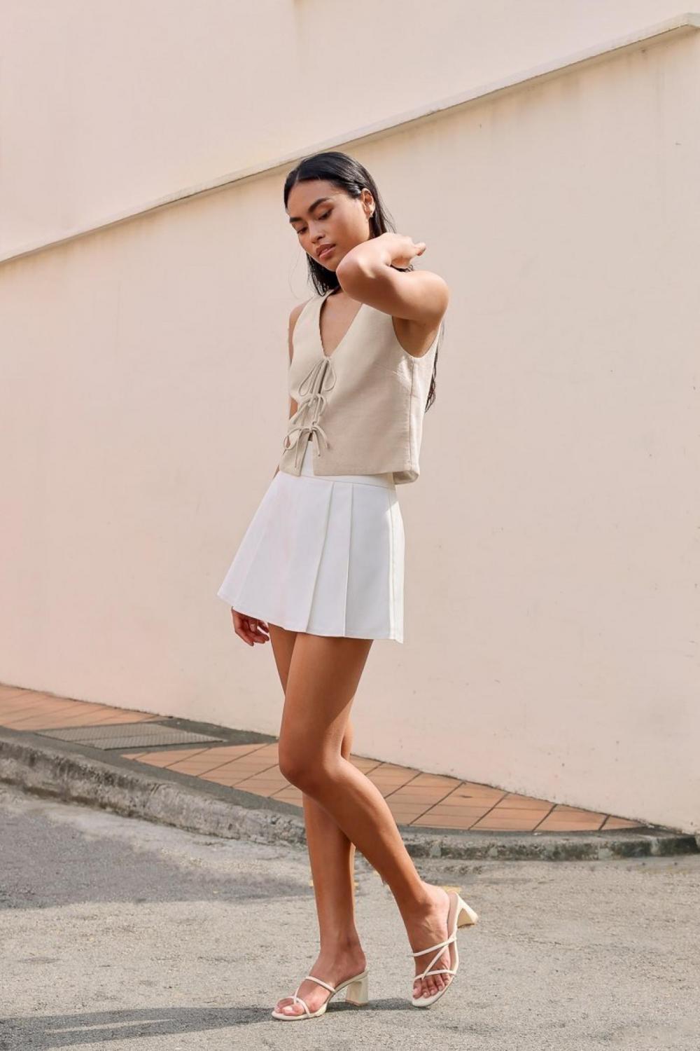 Melanie Fernandez image
