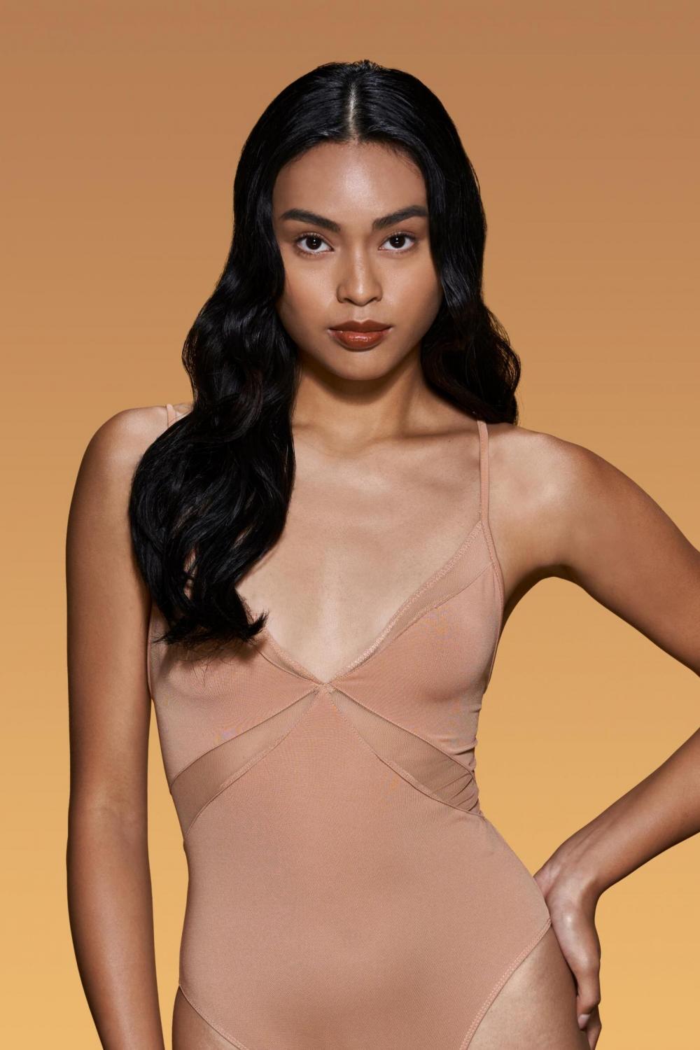 Melanie Fernandez image
