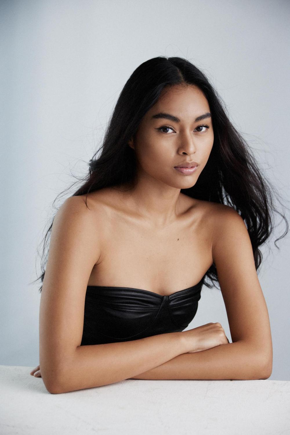 Melanie Fernandez image