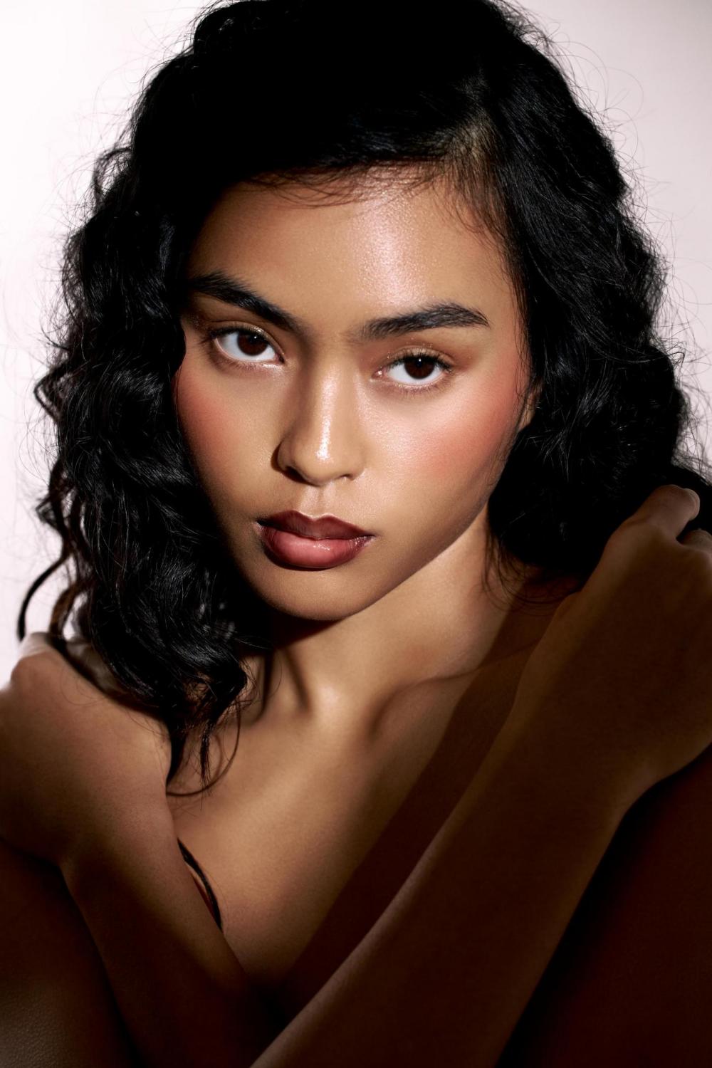 Melanie Fernandez image