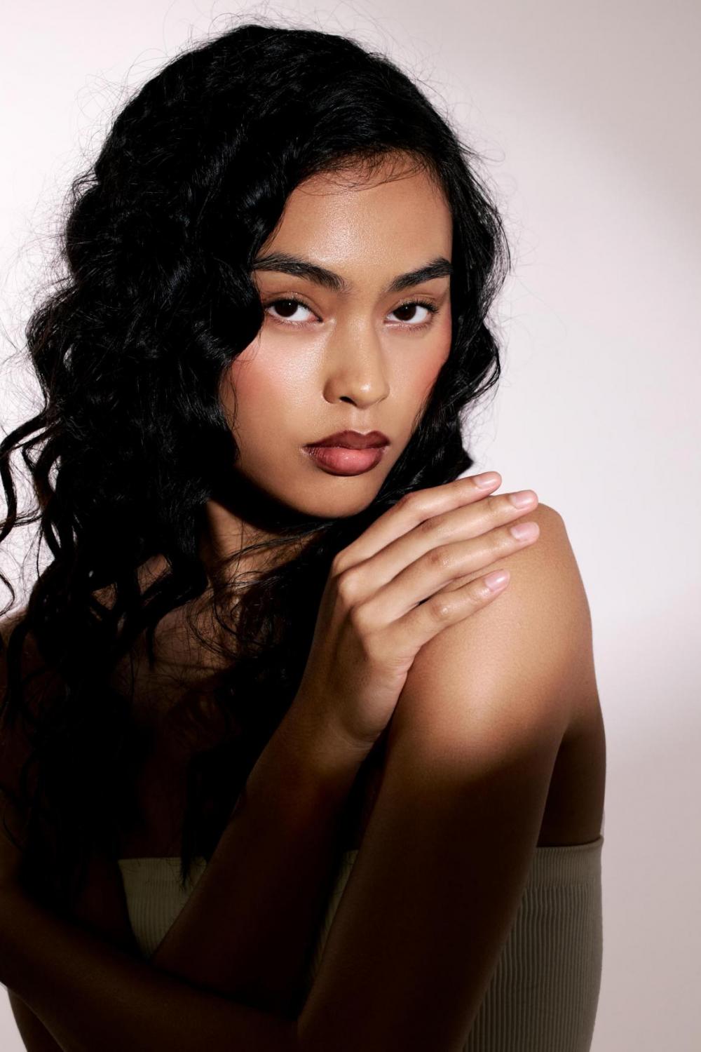 Melanie Fernandez image