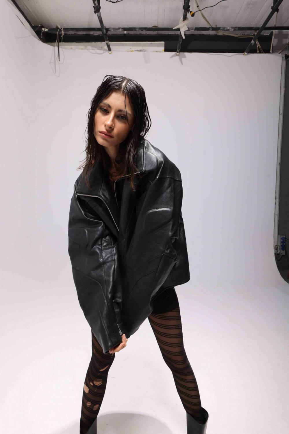 Paula Batista image