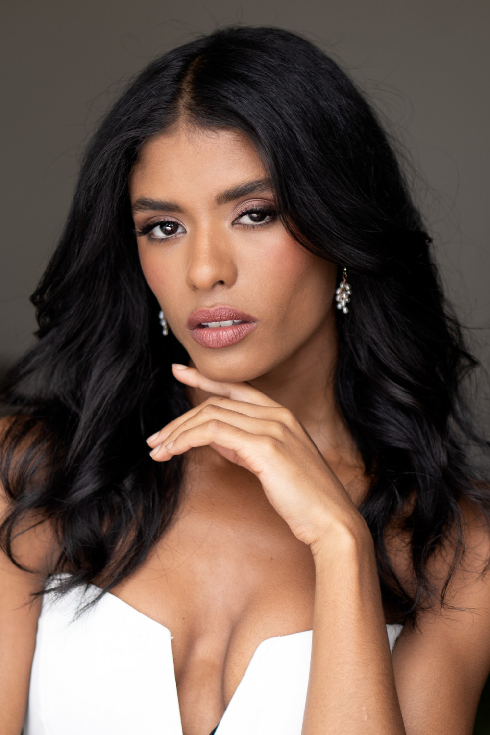 Athena Brown image