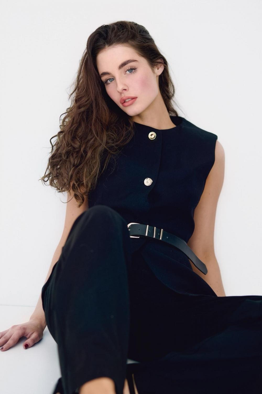 Bella Howard image