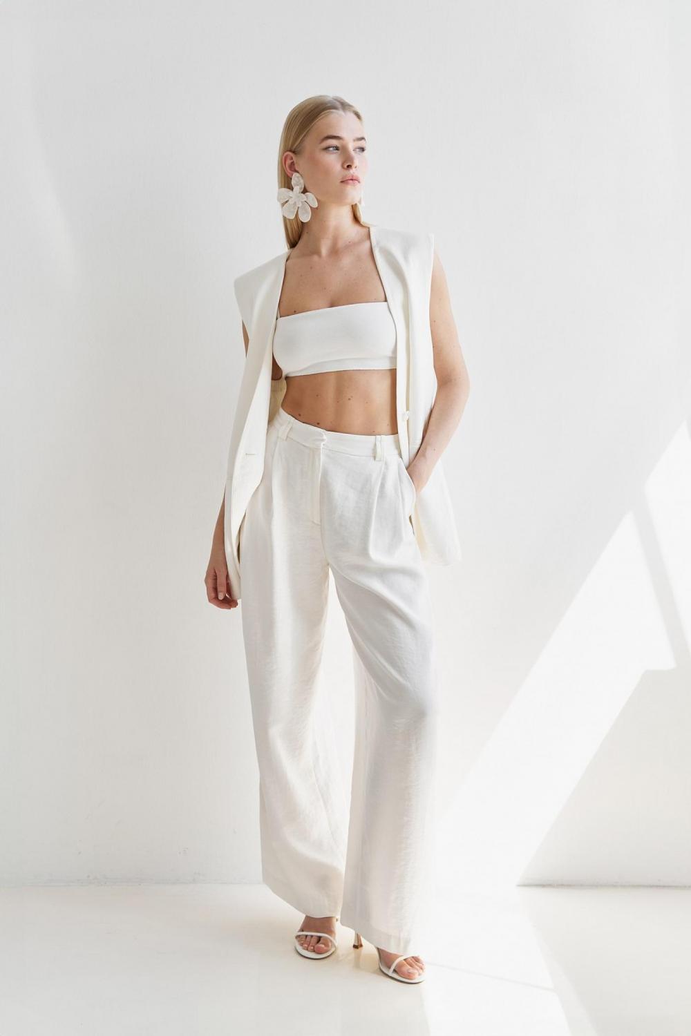 Ashley Niemann image