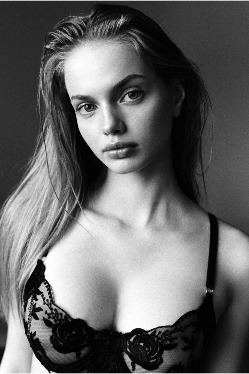 Ksenia Negoduiko image