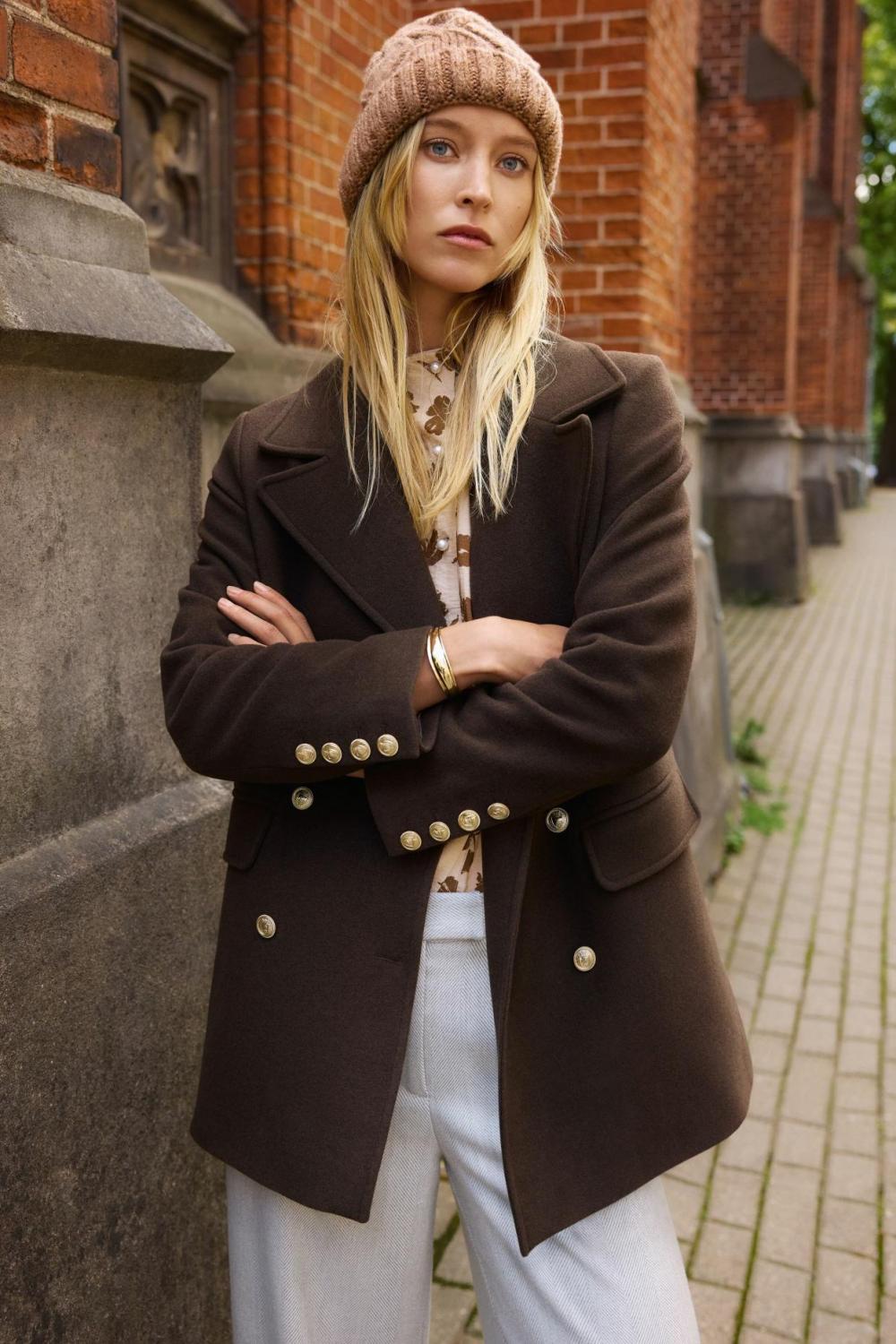 Eva Berzina image