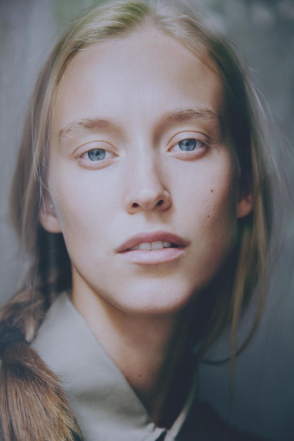 Eva Berzina image