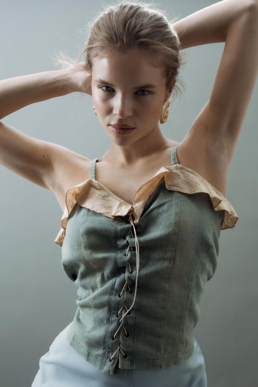Donna Crebolder image