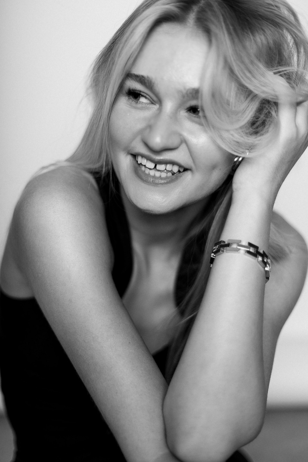 Lucy Hunt image