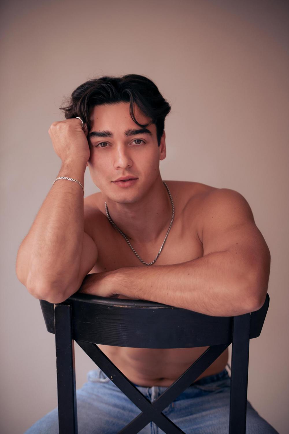 Daniel Blackburn image