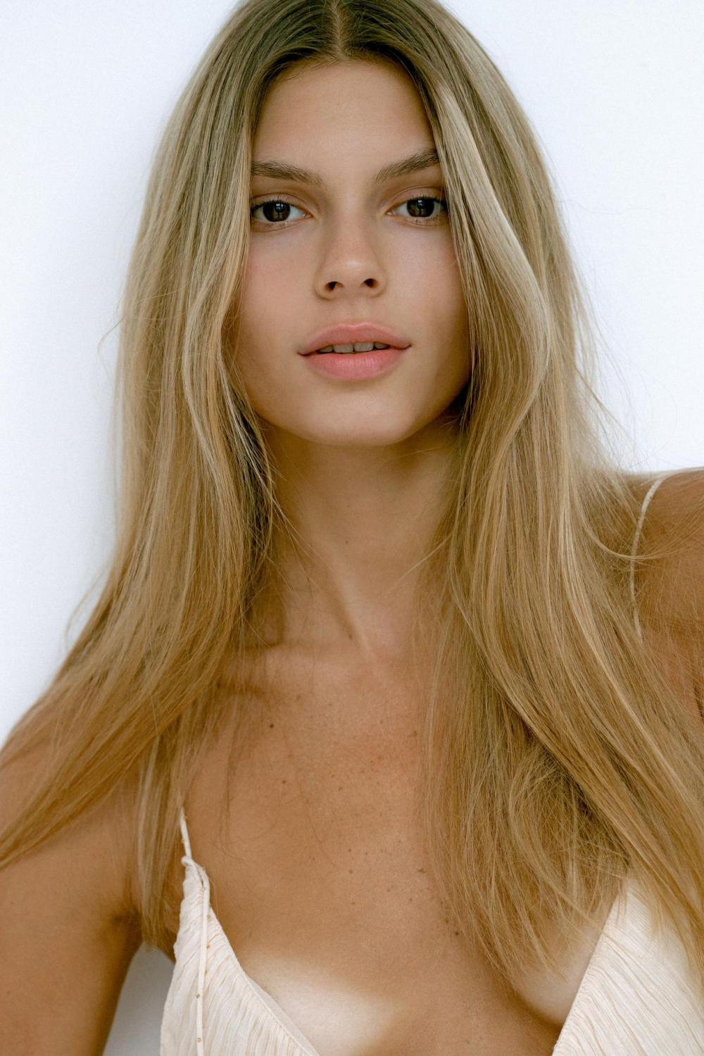 Paulina Twarowska image