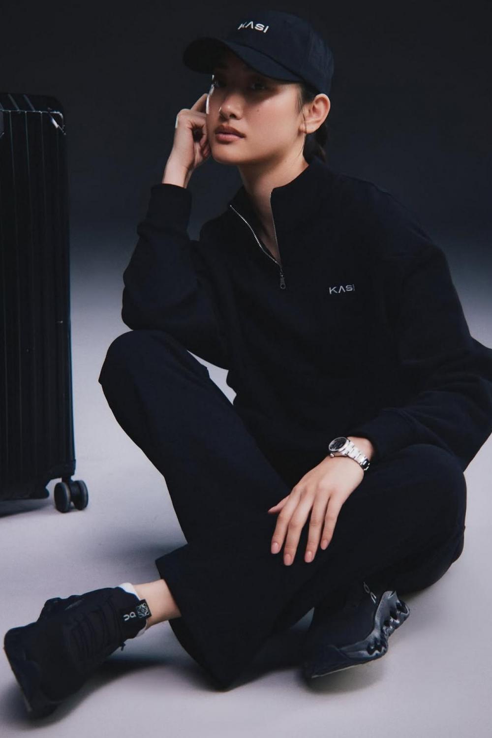Hailey Cho image