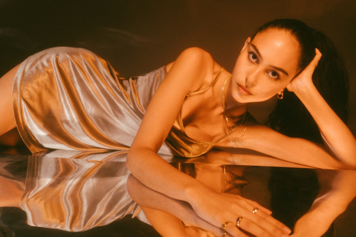 Julia Varela image