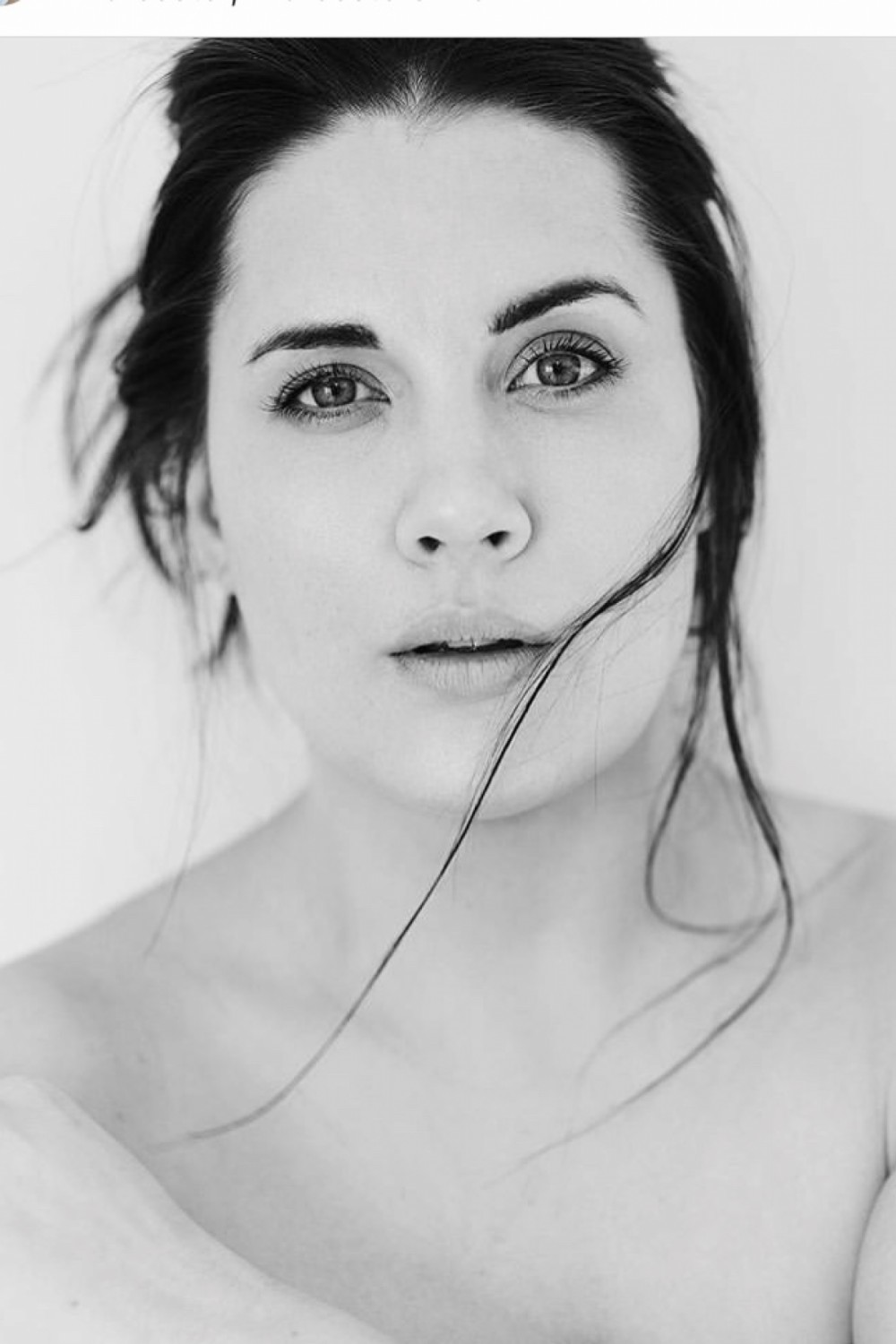 Alexa Watts image