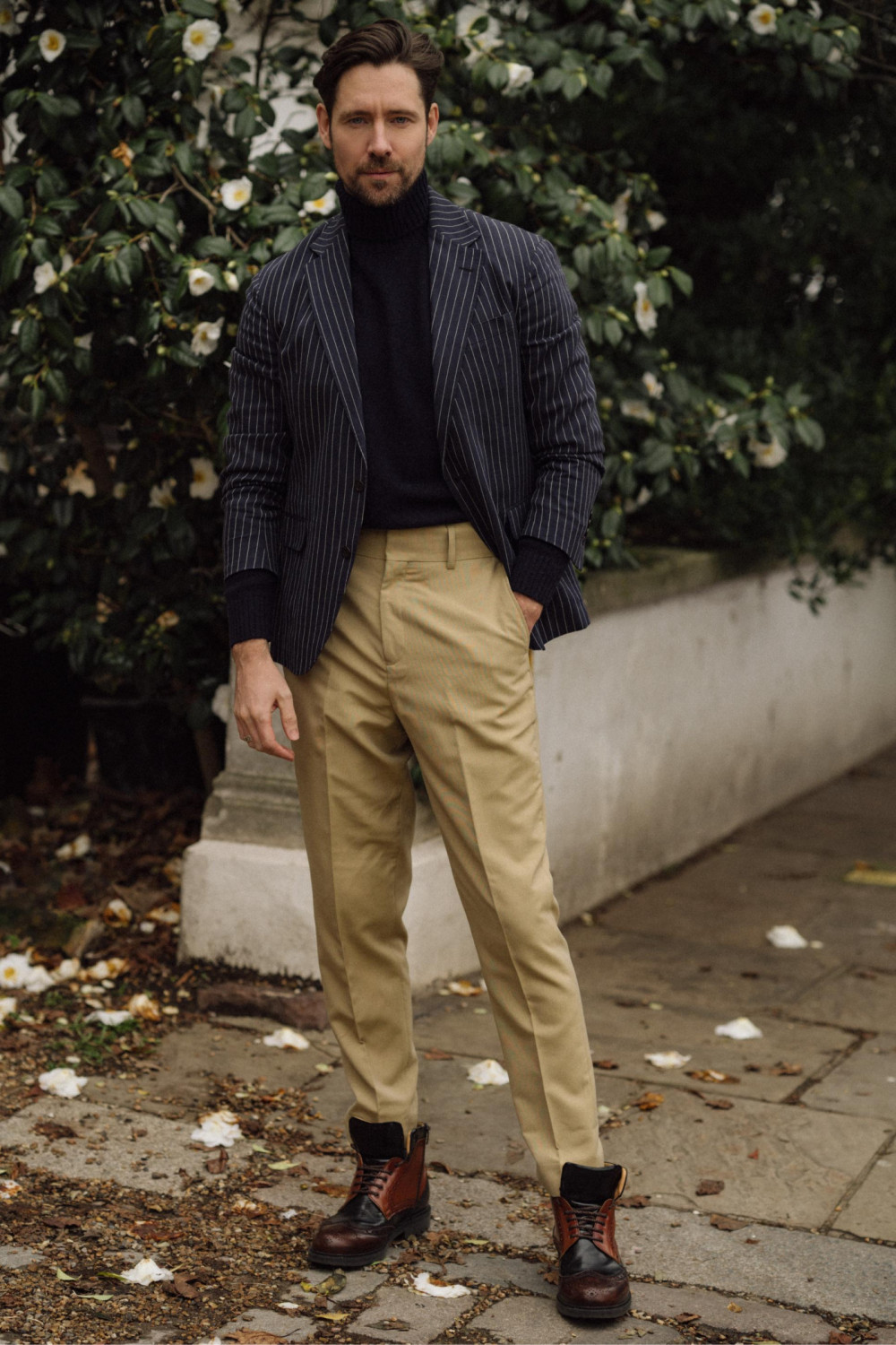 Tom Coulston image