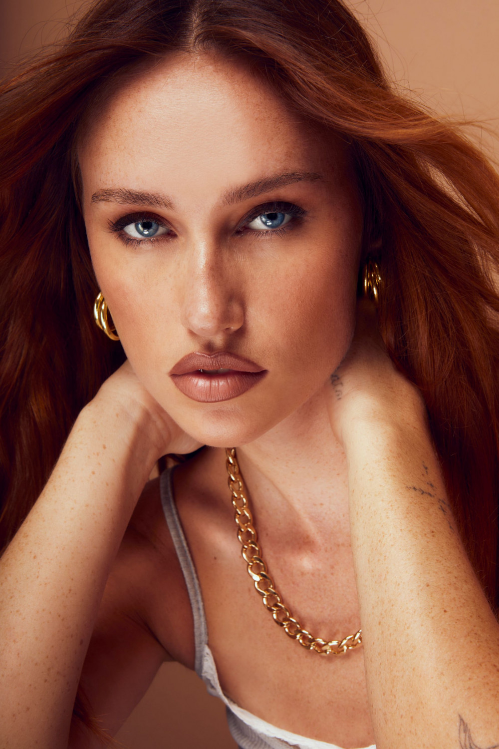 Miki Davis image