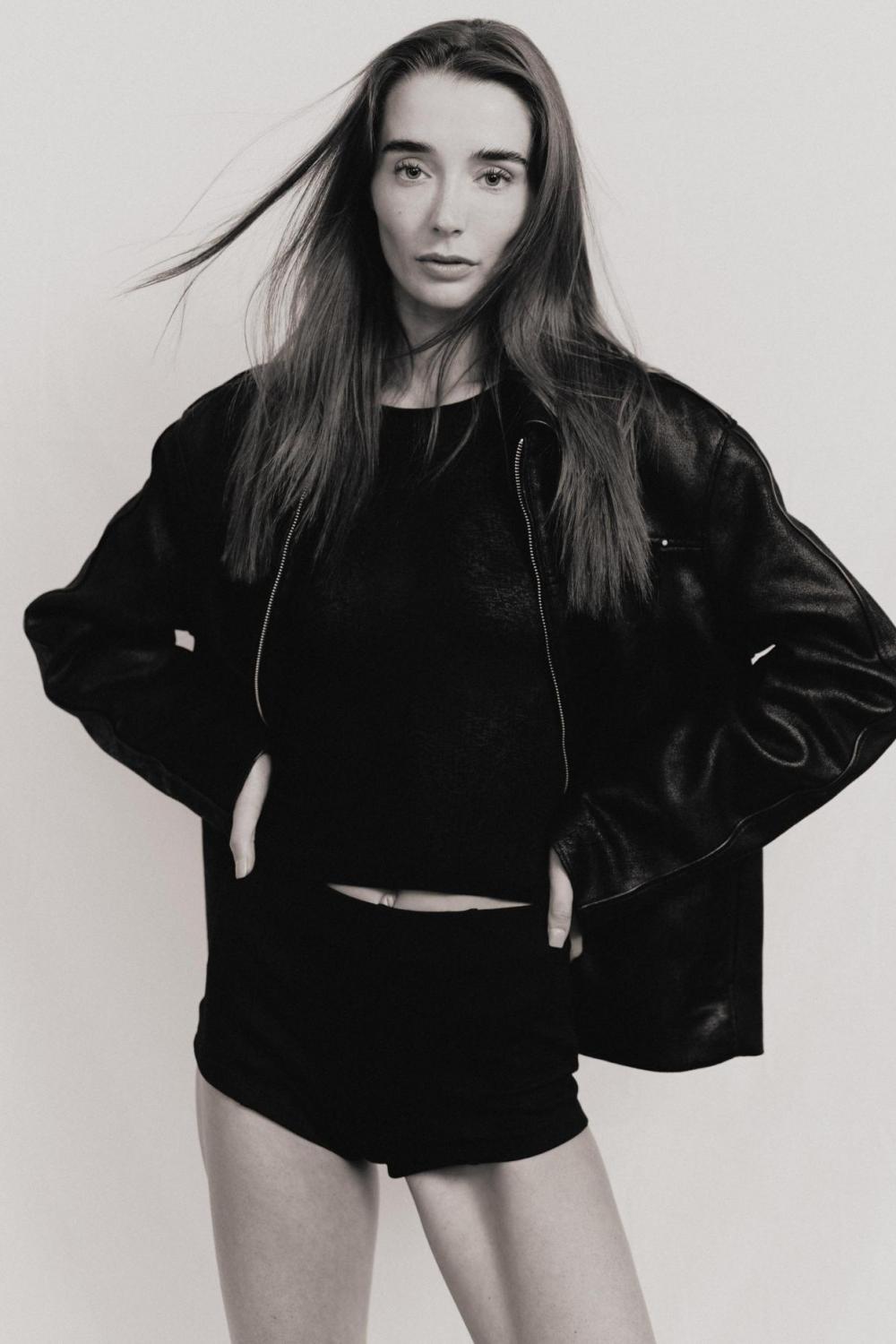 Lily Flynn image